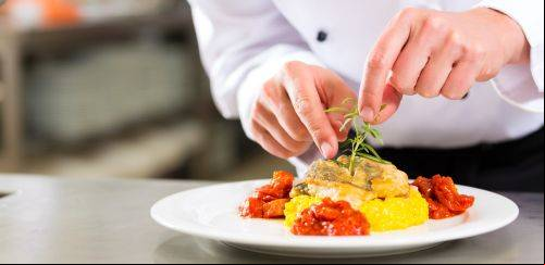 Inflação causa reajuste em preços de bares e restaurantes 