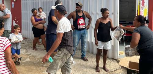 Pelo 4º ano, “Tem Peixe na Quebrada” leva pescado à periferia de SP