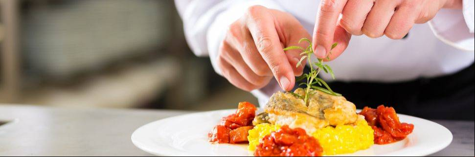 Inflação causa reajuste em preços de bares e restaurantes Inflação causa reajuste em preços de bares e restaurantes