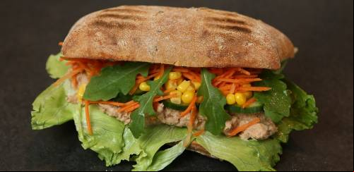 Nestlé entra na onda plant-based com produto análogo ao atum
